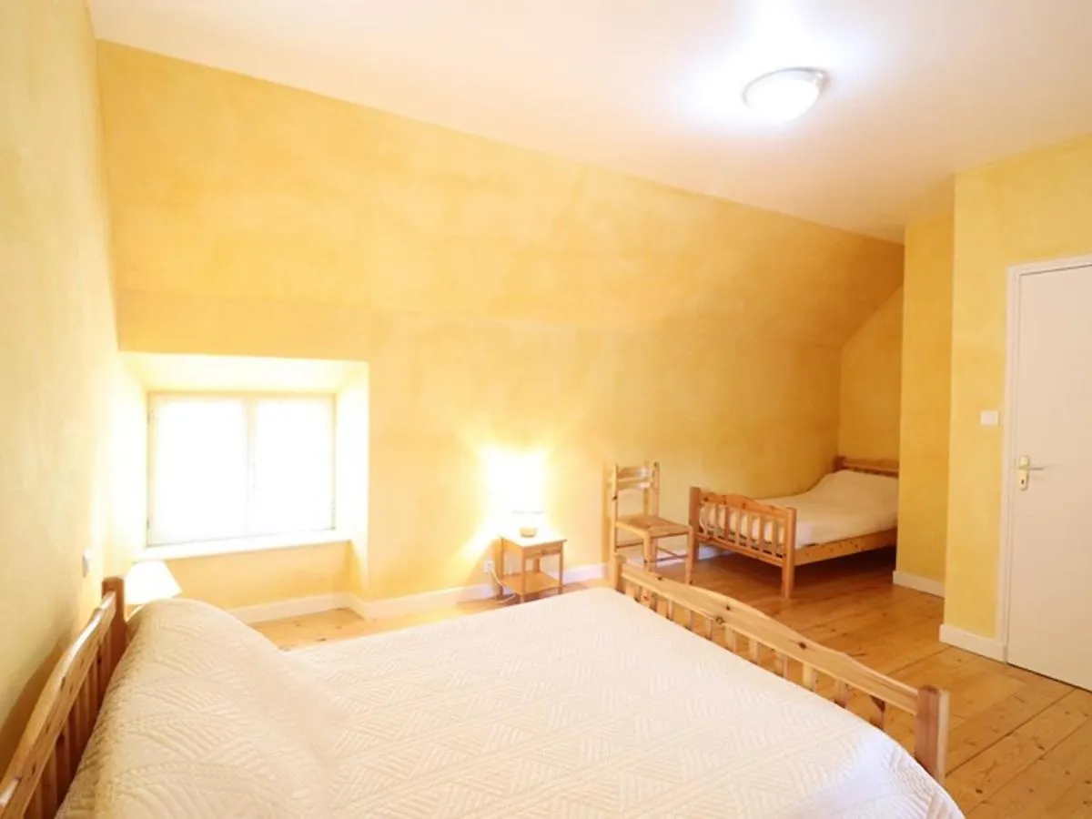 Holiday home Maison De Caractere Renovee, Proche Ski Et Parc Des Volcans, Avec Jardin Privatif Et Internet Gratuit - Fr-1-742-530 Cezens